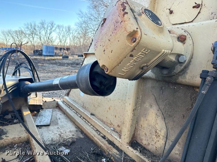 image for item NN9462 Land Pride batwing rotary mower