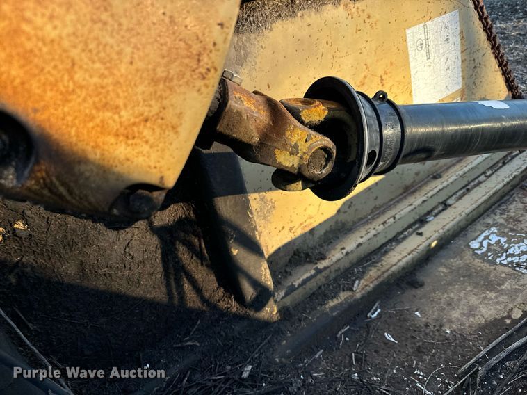 image for item NN9462 Land Pride batwing rotary mower