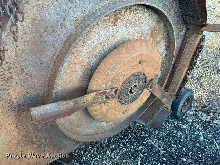 image for item NN9462 Land Pride batwing rotary mower