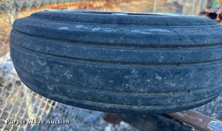 image for item NN9462 Land Pride batwing rotary mower