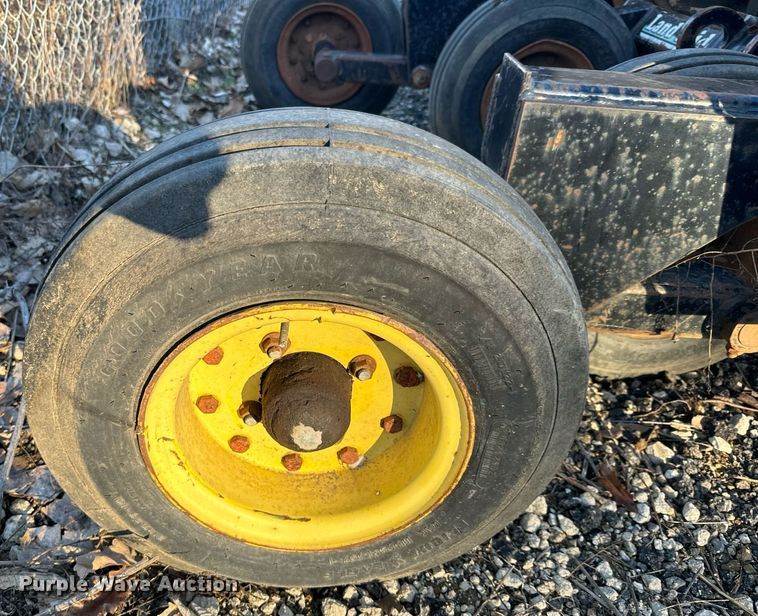 image for item NN9462 Land Pride batwing rotary mower