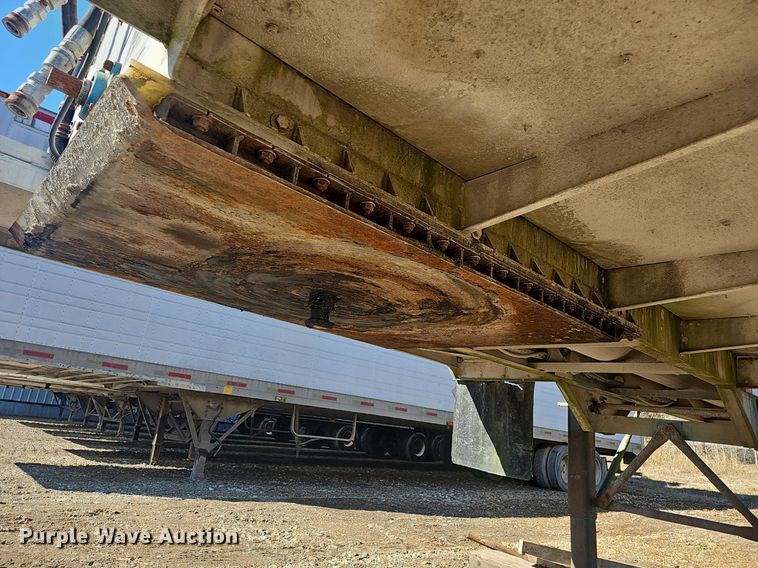 image for item NP9357 2001 Ledwell LW44 AA feed delivery trailer