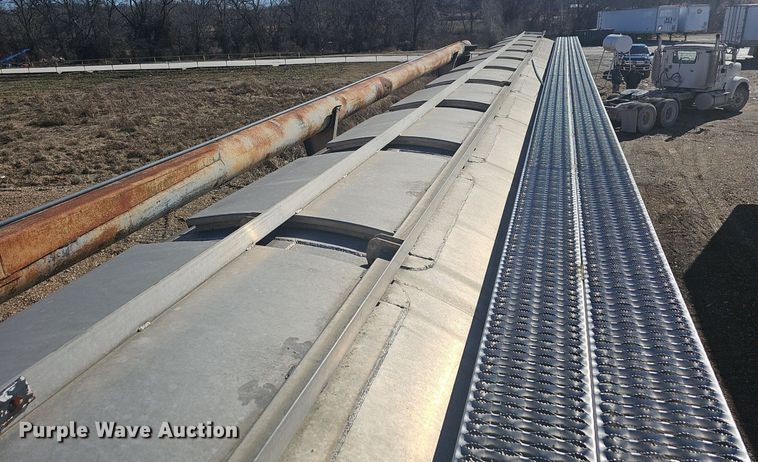 image for item NP9357 2001 Ledwell LW44 AA feed delivery trailer