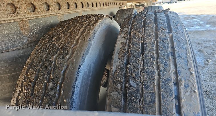 image for item NP9358 2007 Mond Industries dry van trailer