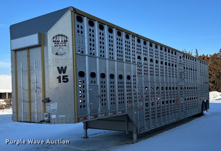 image for item NS9174 2004 Merritt livestock trailer