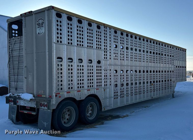 image for item NS9174 2004 Merritt livestock trailer