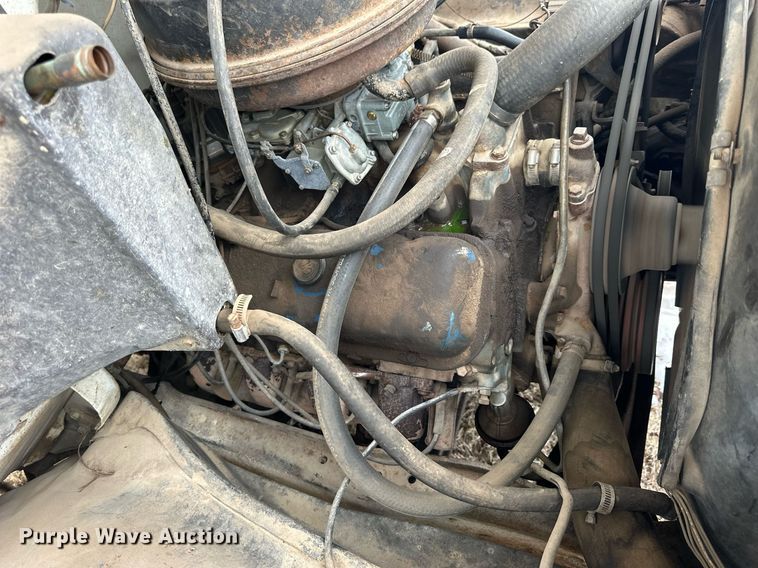 image for item NS9204 1971 Chevrolet  C60 grain truck