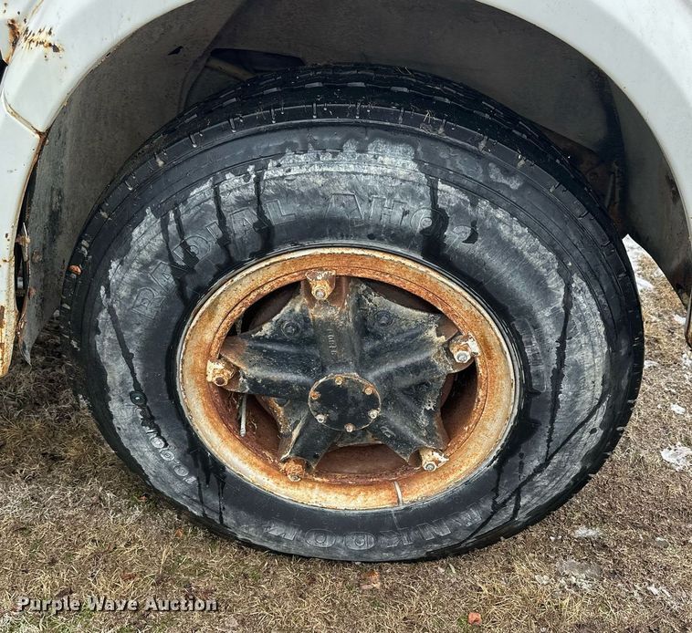 image for item NS9204 1971 Chevrolet  C60 grain truck