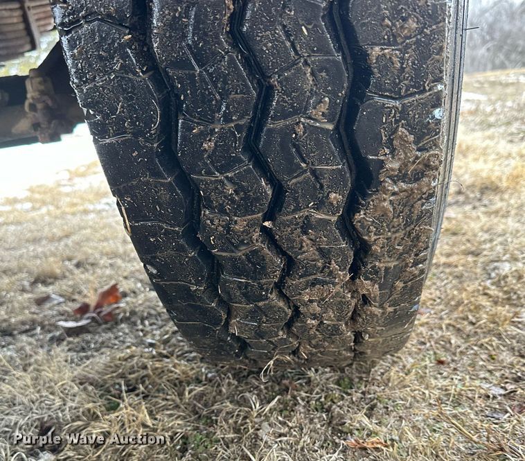 image for item NS9204 1971 Chevrolet  C60 grain truck