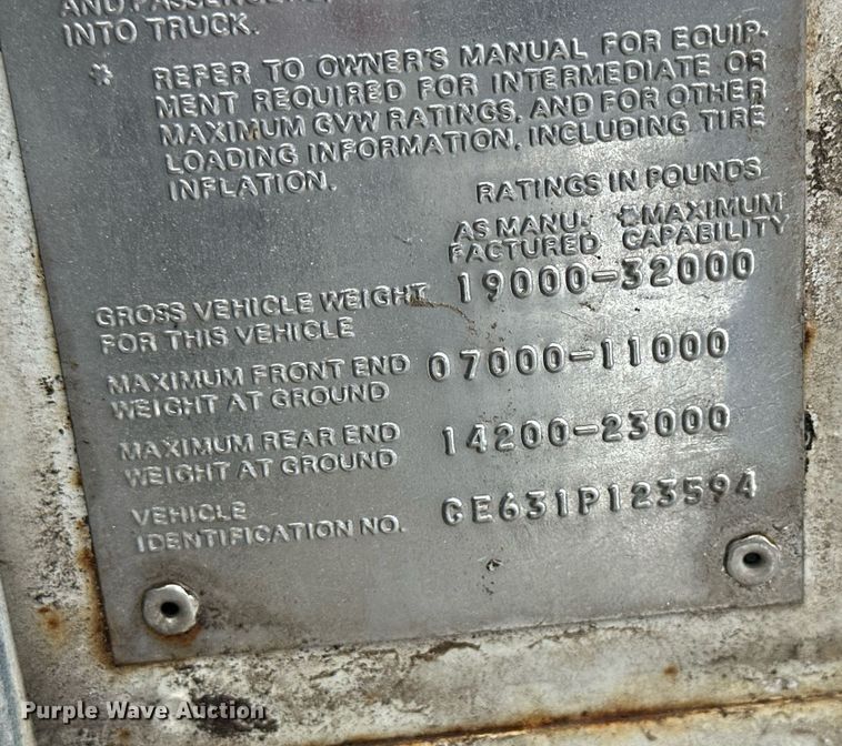 image for item NS9204 1971 Chevrolet  C60 grain truck