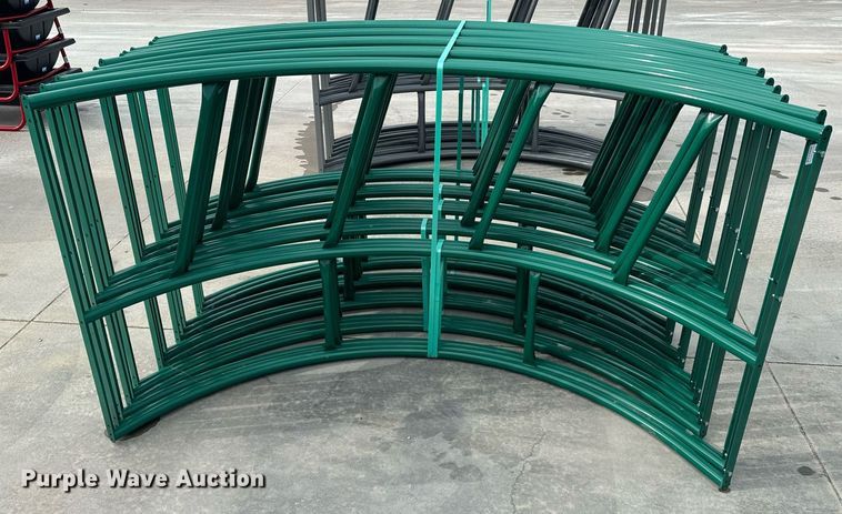 image for item OD9950 (5) B&W PT17020 bale feeders