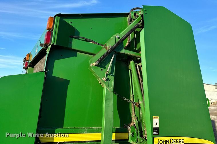 image for item OM9755 John Deere  569 Mega Wide Plus round baler
