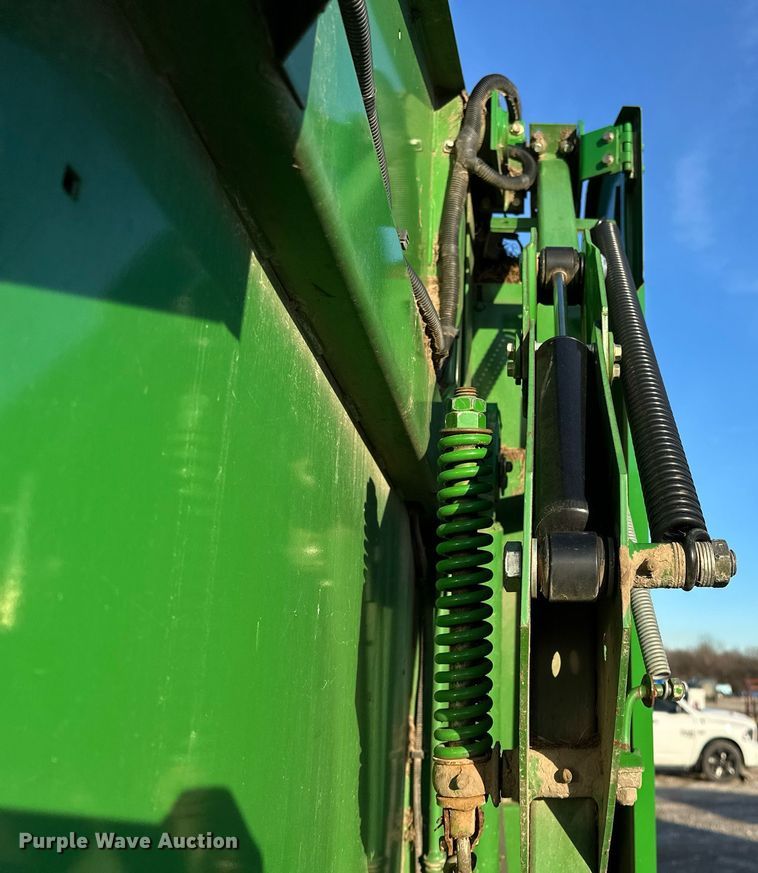 image for item OM9755 John Deere  569 Mega Wide Plus round baler