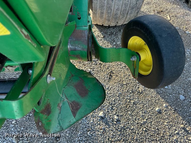 image for item OM9755 John Deere  569 Mega Wide Plus round baler