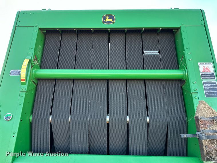 image for item OM9755 John Deere  569 Mega Wide Plus round baler