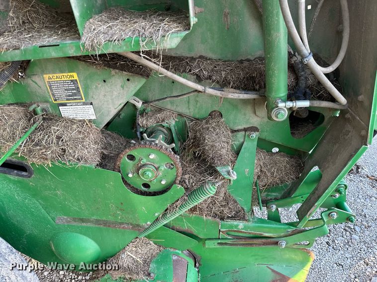 image for item OM9755 John Deere  569 Mega Wide Plus round baler