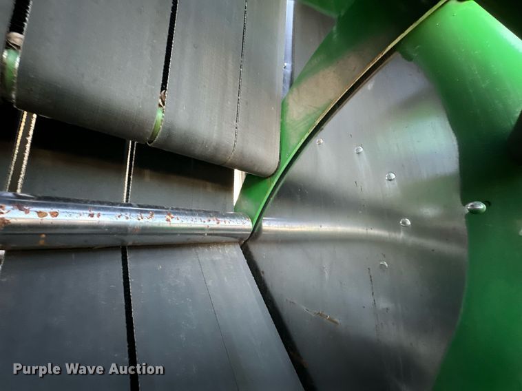 image for item OM9755 John Deere  569 Mega Wide Plus round baler