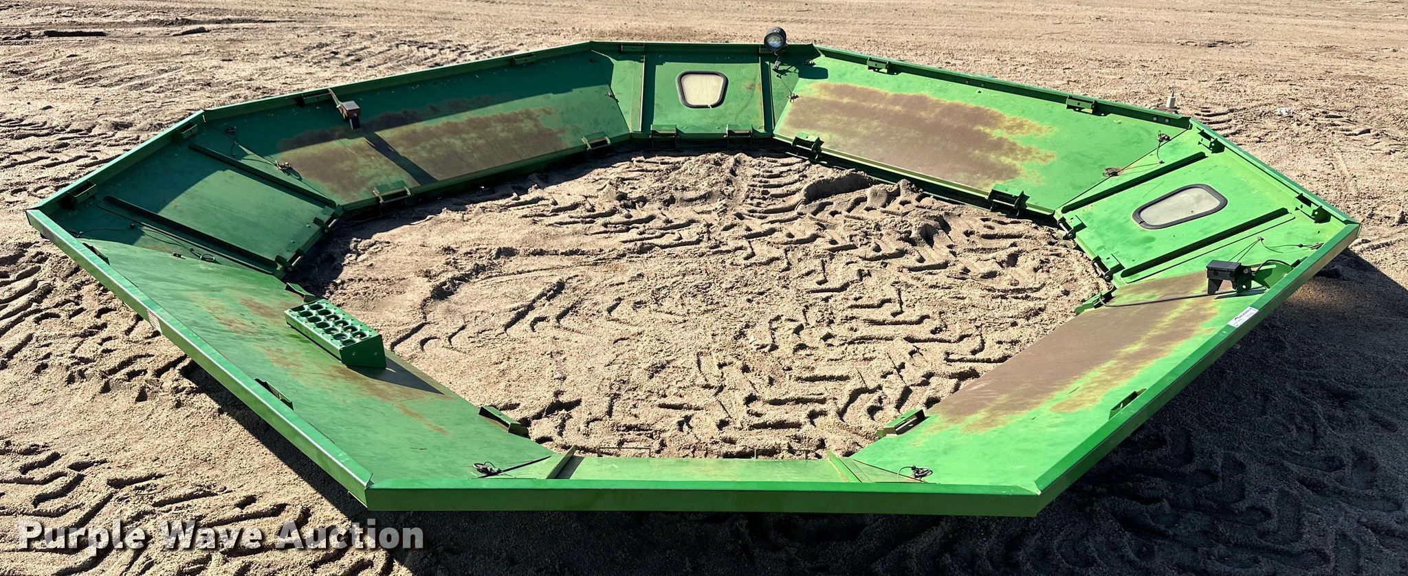 Combine bin extensions in Kinsley, KS Item EK9982 for sale Purple Wave