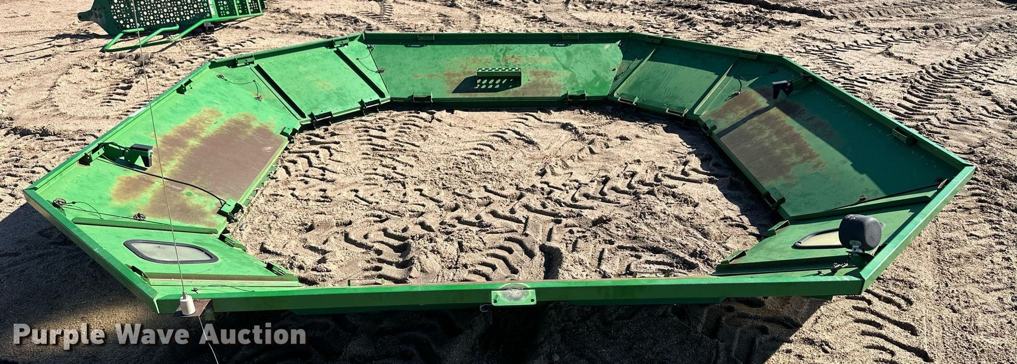 Combine bin extensions in Kinsley, KS Item EK9982 for sale Purple Wave