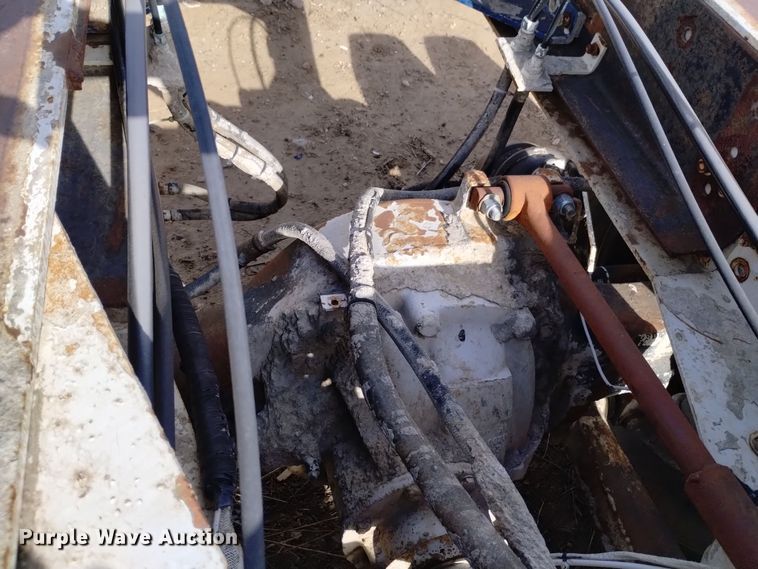 image for item DK8862 1999 Oshkosh  FF-115 truck cab and chassis