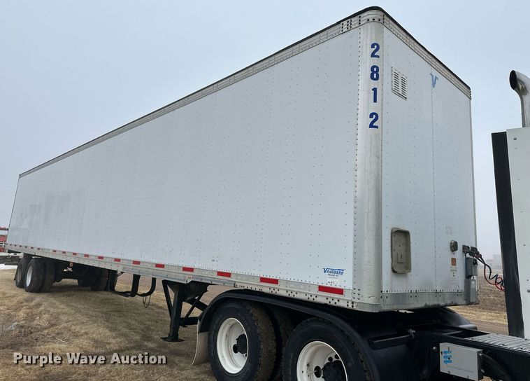 image for item DM2660 2013 Vanguard dry van trailer