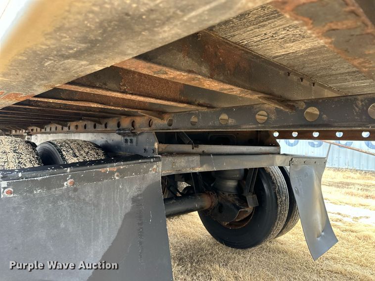 image for item DM2660 2013 Vanguard dry van trailer