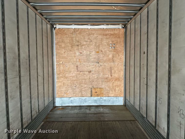 image for item DM2660 2013 Vanguard dry van trailer