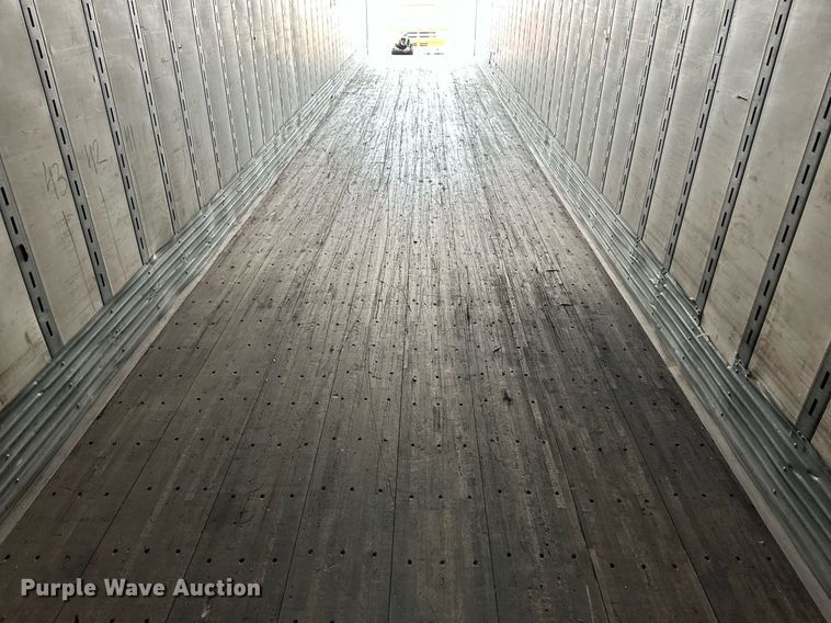 image for item DM2660 2013 Vanguard dry van trailer