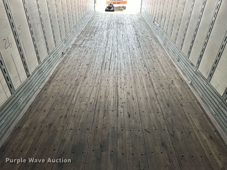 image for item DM2660 2013 Vanguard dry van trailer