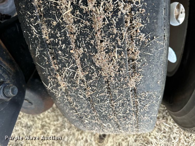 image for item DM2660 2013 Vanguard dry van trailer