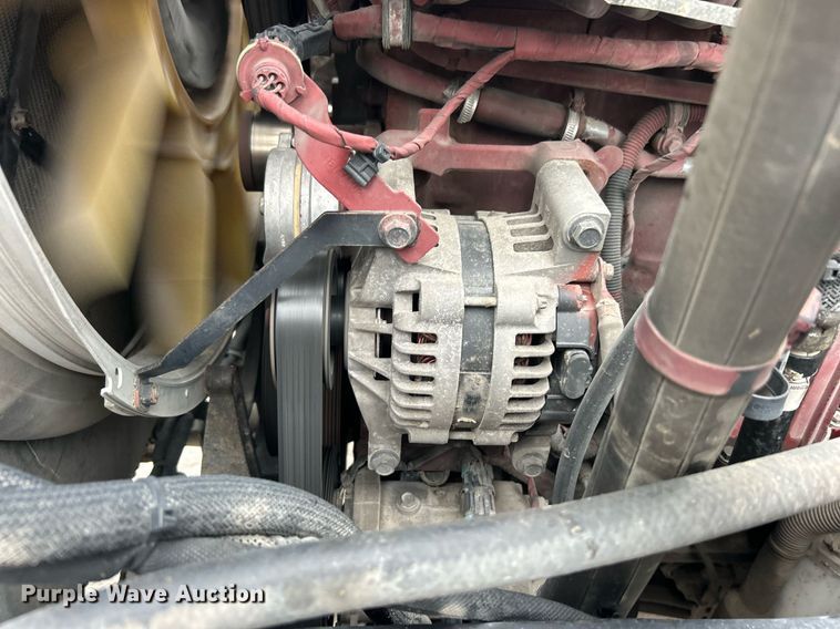 image for item DN0666 2018 Mack GU813 semi truck