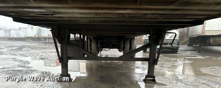 image for item DN0669 2000 Strick Corp S74 dry van trailer