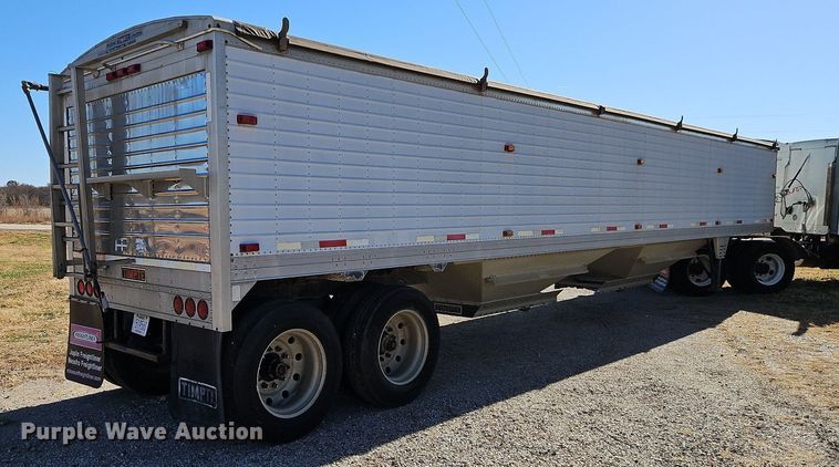 image for item DN7085 2004 Timpte Super Hopper grain trailer