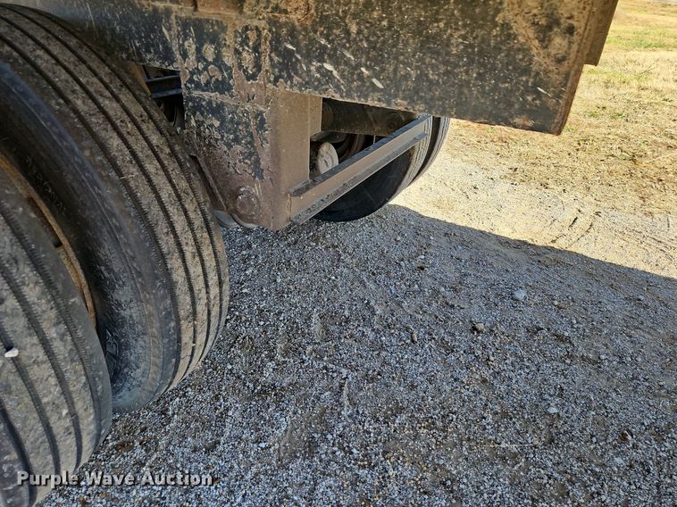 image for item DN7085 2004 Timpte Super Hopper grain trailer