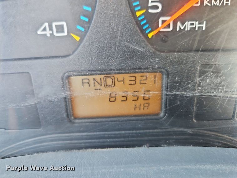 image for item DN7204 2007 International  4400 flatbed truck