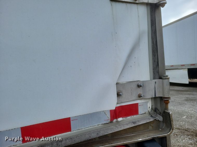 image for item DO4817 2007 Utility  4000D-X dry van trailer