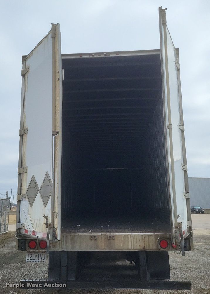 image for item DO4817 2007 Utility  4000D-X dry van trailer