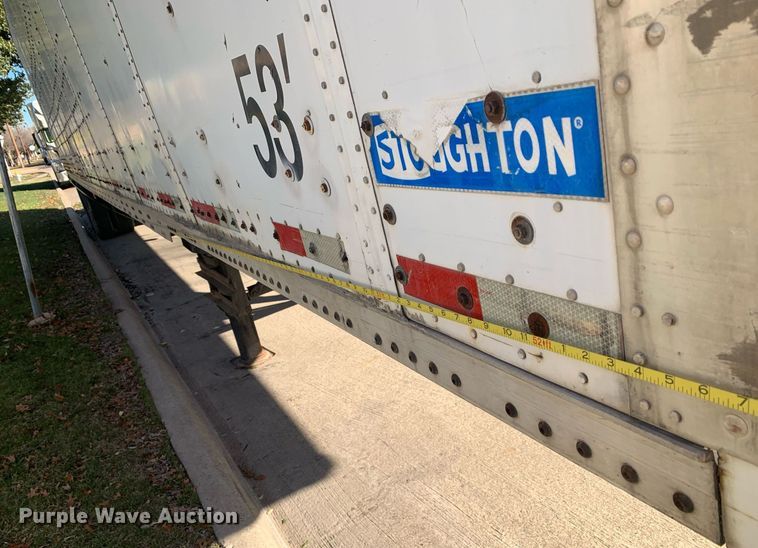 image for item DP8820 2004 Stoughton dry van trailer