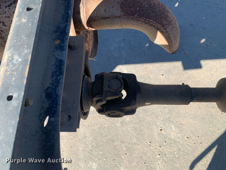 image for item DP8828 2005 International 4300 truck cab and chassis