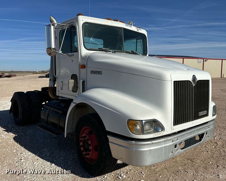 image for item DQ1579 1998 International 9100 semi truck