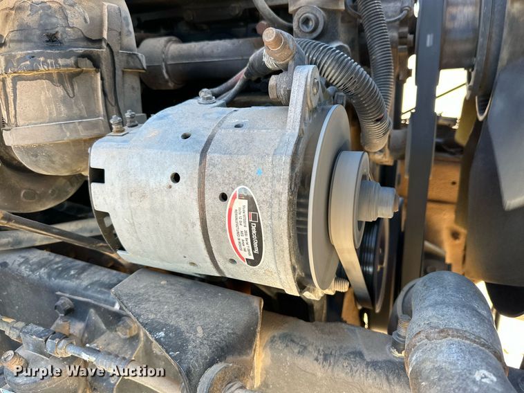 image for item DQ1579 1998 International 9100 semi truck