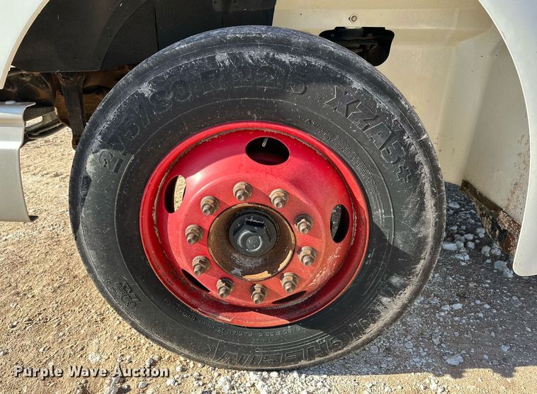 image for item DQ1579 1998 International 9100 semi truck