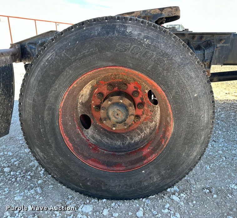 image for item DQ1579 1998 International 9100 semi truck