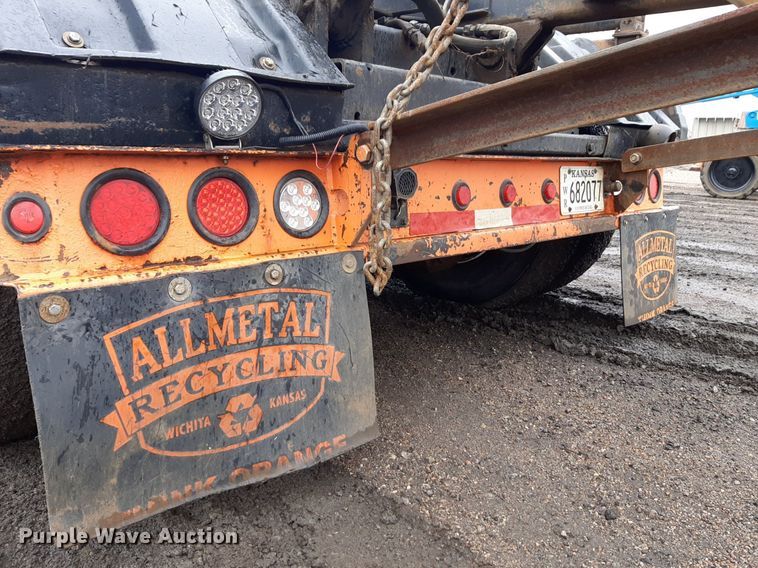 image for item DV9757 2007 Mack CV713 roll-off container truck