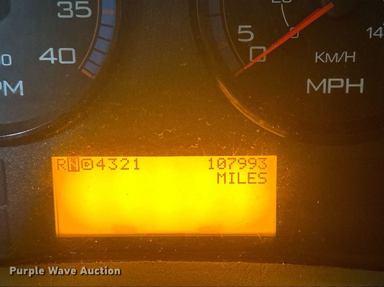 image for item DW2945 2011 International WorkStar 7400 truck cab and chassis