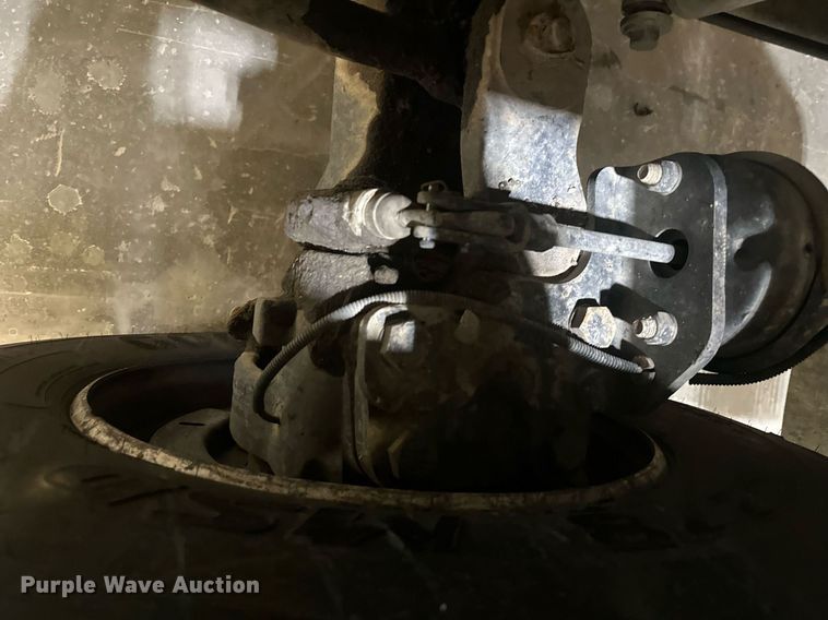 image for item DW2945 2011 International WorkStar 7400 truck cab and chassis