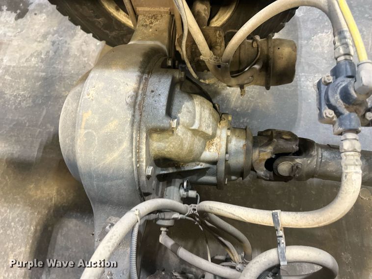 image for item DW2945 2011 International WorkStar 7400 truck cab and chassis