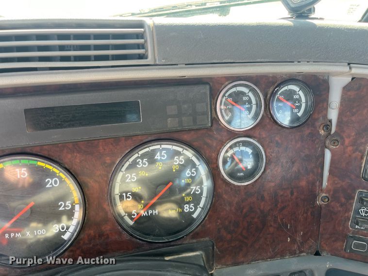 image for item EI0609 2000 Freightliner FLC120 semi truck