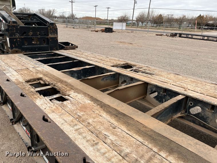 image for item EI0610 2015 XL Specialized XL 110 HDG lowboy equipment trailer