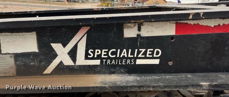 image for item EI0610 2015 XL Specialized XL 110 HDG lowboy equipment trailer